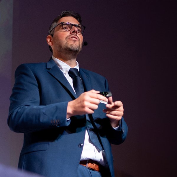 Geert Baudewijns on stage